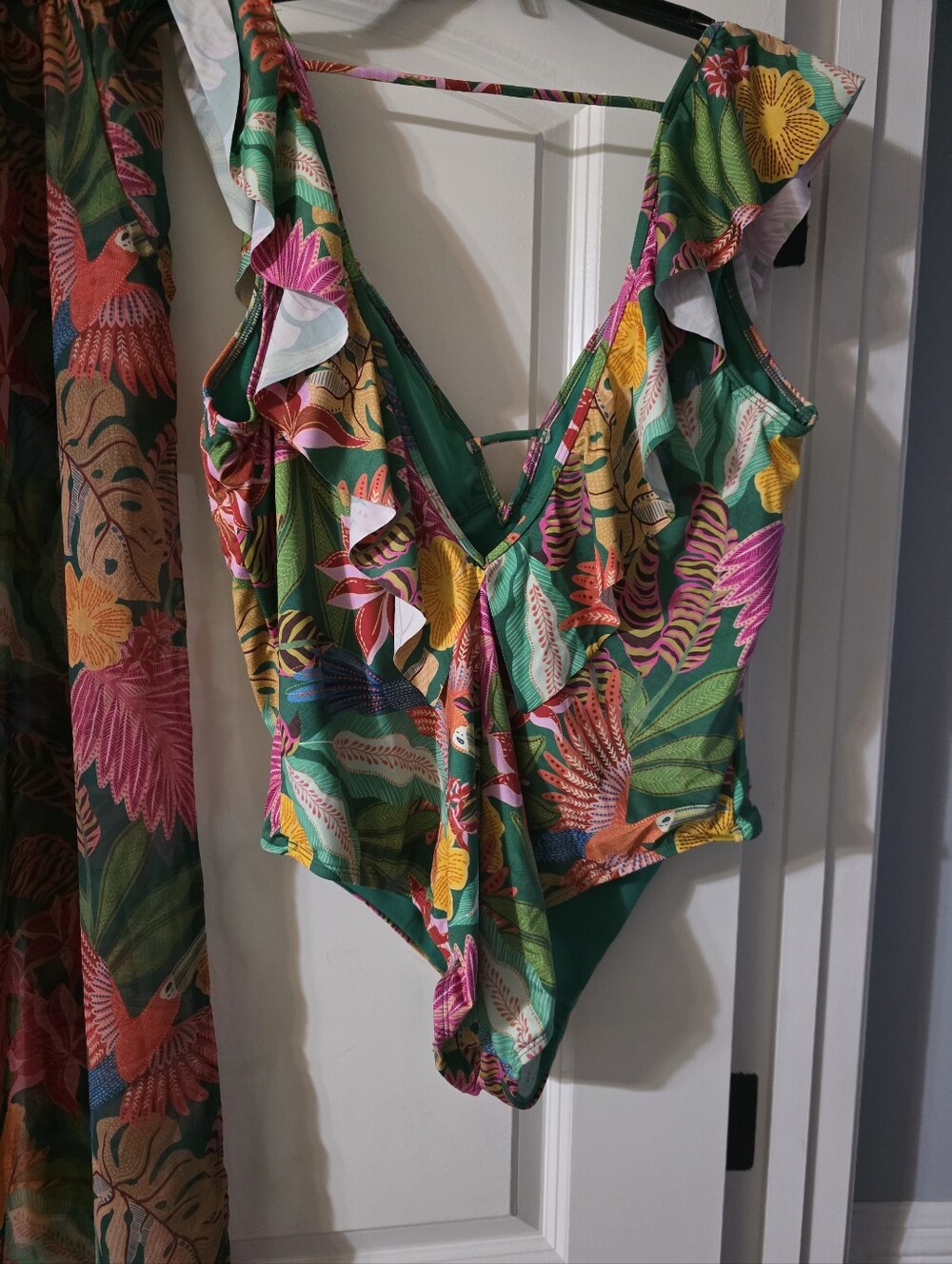 Gibson Latimer Junhle Print Swim Suit W Matching Coverup in Pink, Green, Yellow - Picture 4 of 6